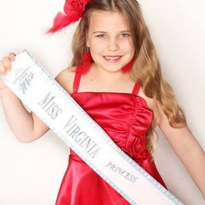 Red feathered cocktail dress